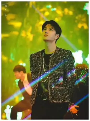 王一博绿色环保家族演唱会一曲无感扭到你心里了没