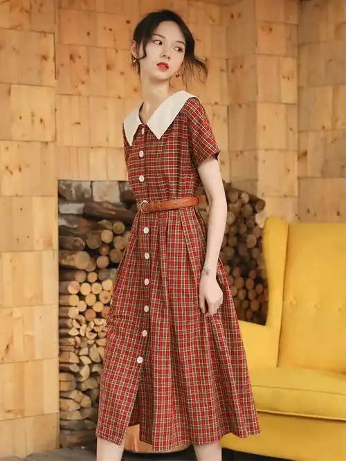 小个子连衣裙最佳长度,小个子女生穿裙子的长度最好在(小个子女生夏天