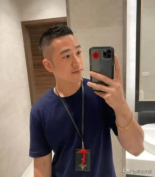 30岁左右的男生别乱剪发型,剪这3款短发才帅气,不信试试_头发_款式