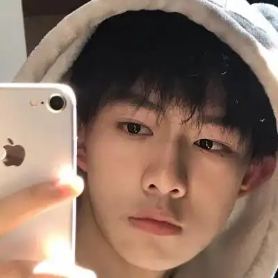 真人帅气侧脸男生头像