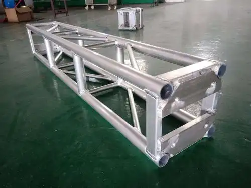 305*305mm托马斯铝板桁架