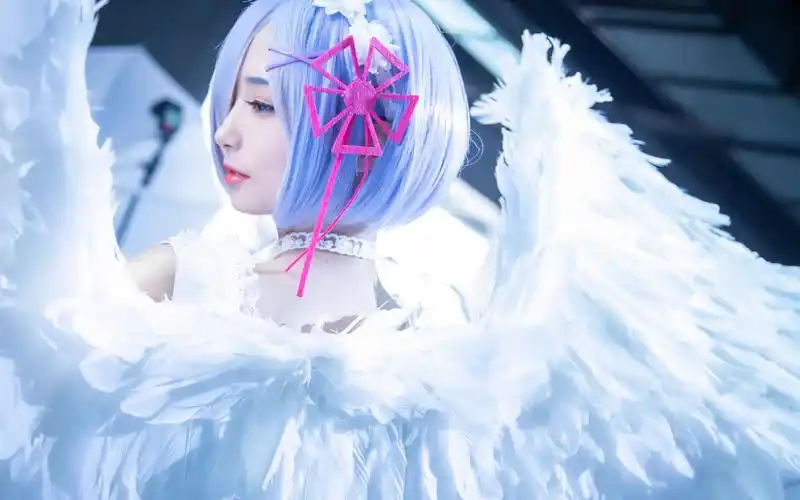 甜美动人cosplay美女写真桌面壁纸,温柔甜美的小仙女,朦胧美感脱颖而