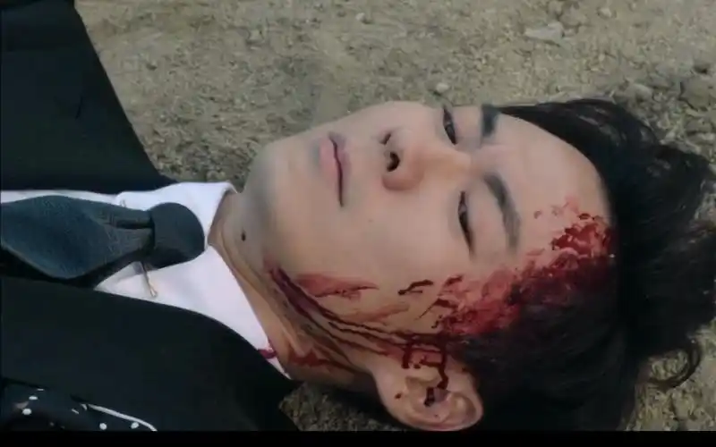 【男主受伤季延政勋】韩剧假面