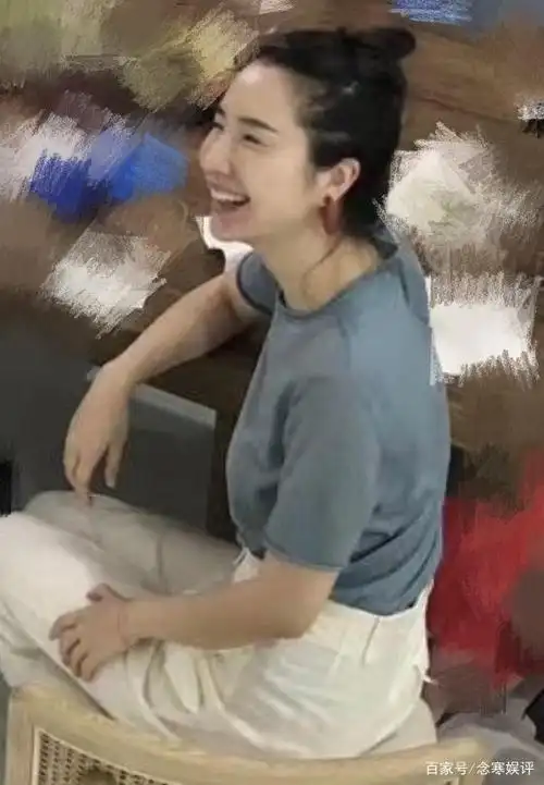 马云不再力保蒋凡?频频被公司削权降级,董花花却笑得很开心