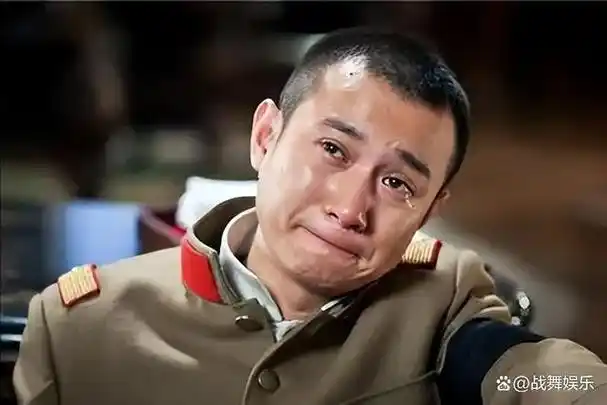 好可怜,文章还不到40岁,近况曝光满头白发,脸上写满失意和沧桑