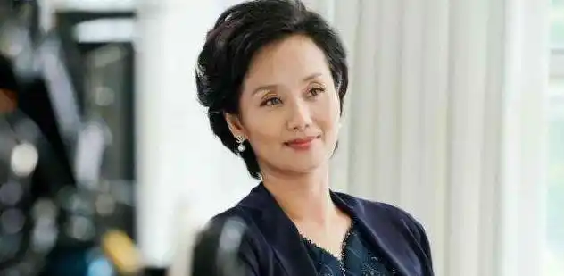 她是张翰妈妈低调嫁豪门女儿是奥运冠军51岁仍然像少女