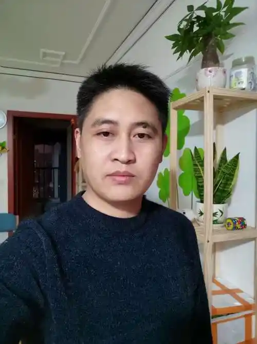 44岁离异男征婚照片(id:3034529)_重庆重庆征婚交友_我主良缘网