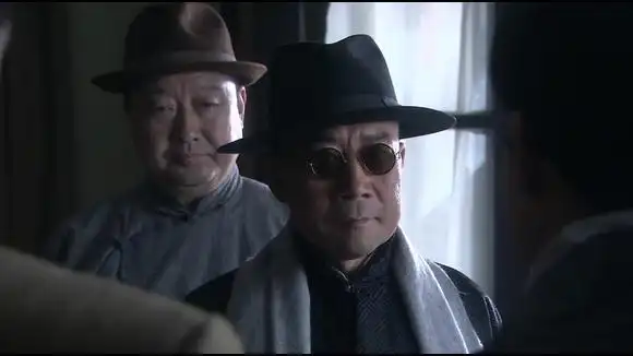 上海滩:冯敬尧和日本人合作,只要有利可图,啥生意都敢做!