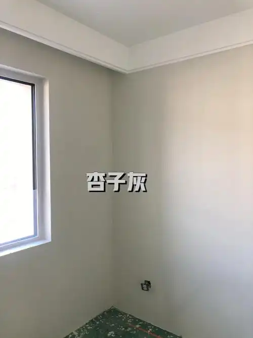 装修日记墙面刷漆选的杏子灰的色卡