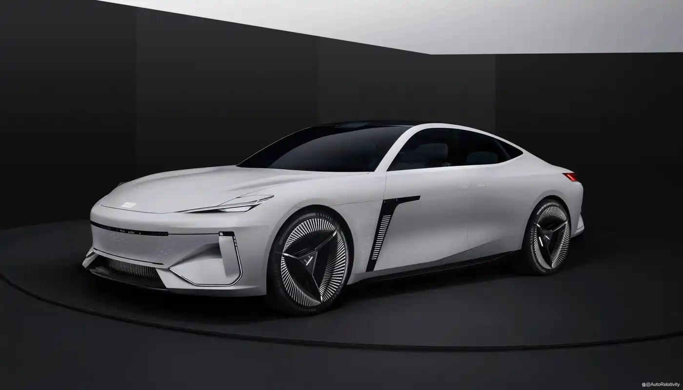 混动系统升级 科技感十足 吉利银河l7能对标比亚迪宋plus dm-i?