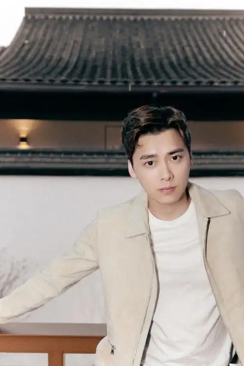 李易峰写真大片曝光风度翩翩似贵公子