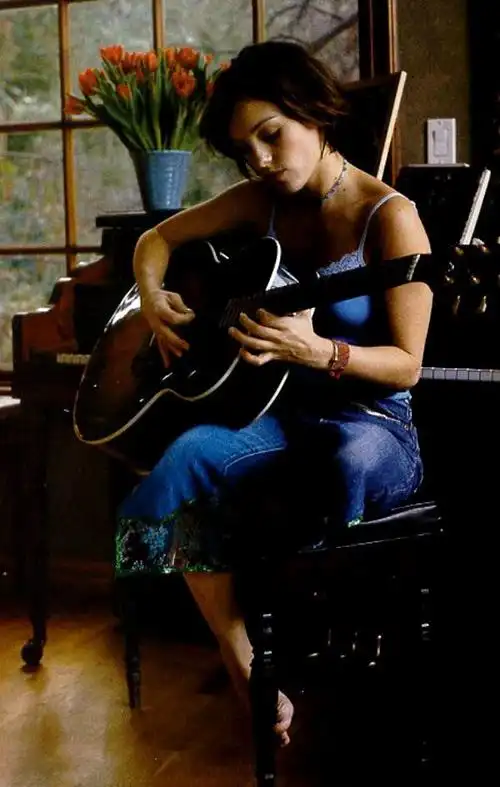 艾米·乔·约翰逊 amy jo johnson的图片