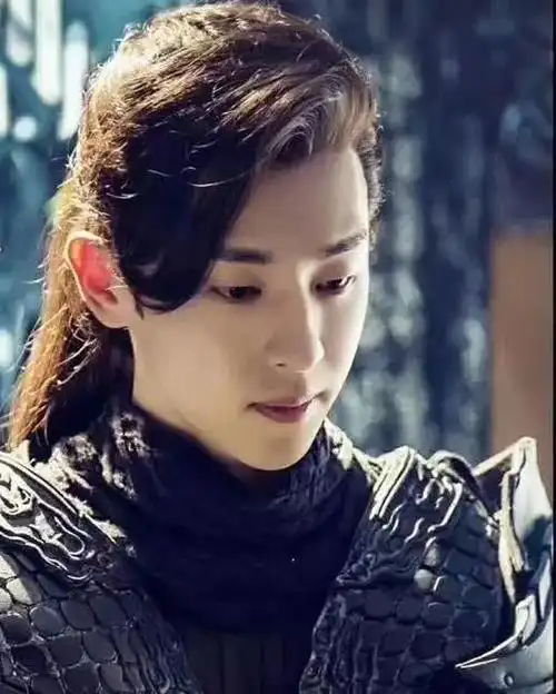 香蜜:邓伦魔尊造型帅爆了!锦觅追爱被虐,魔界灵修提上日程!