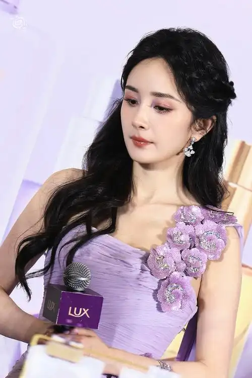 杨幂##杨幂绿苑十八岁成人礼