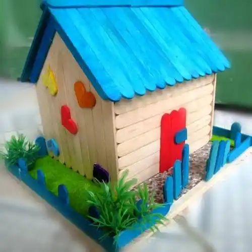 环保材料手工制作(创意环保手工小制作)