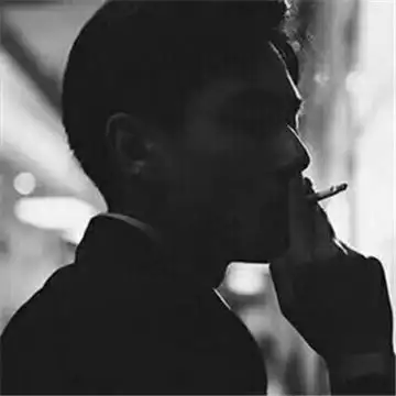 快手头像男生霸气社会抽烟 此去不知道归期请送别我