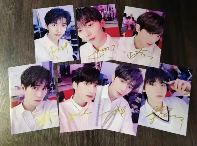 预祝马嘉祺 宋亚轩 严浩翔 贺峻霖今天高考旗开得胜 金榜题名  亲签买