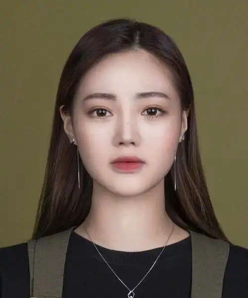 证件照发型妆容,这些美丽的皮囊,你最喜欢哪款呢?