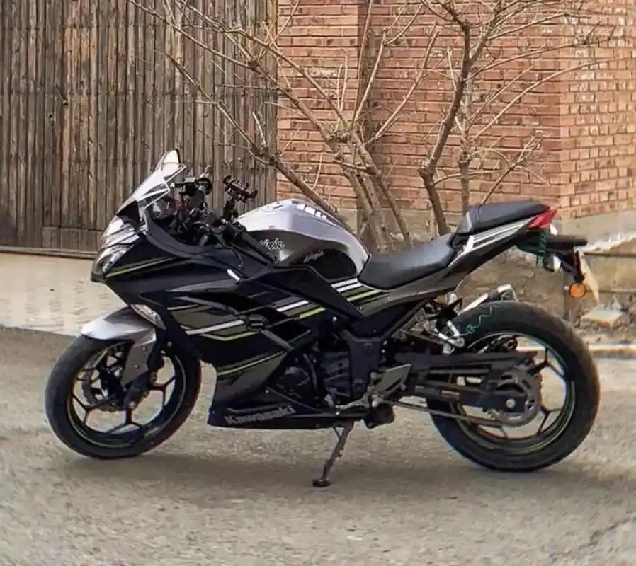 出售川崎小忍者ninja250abs嘎嘎好骑 18年八月上牌 ninja250 大茂绝版