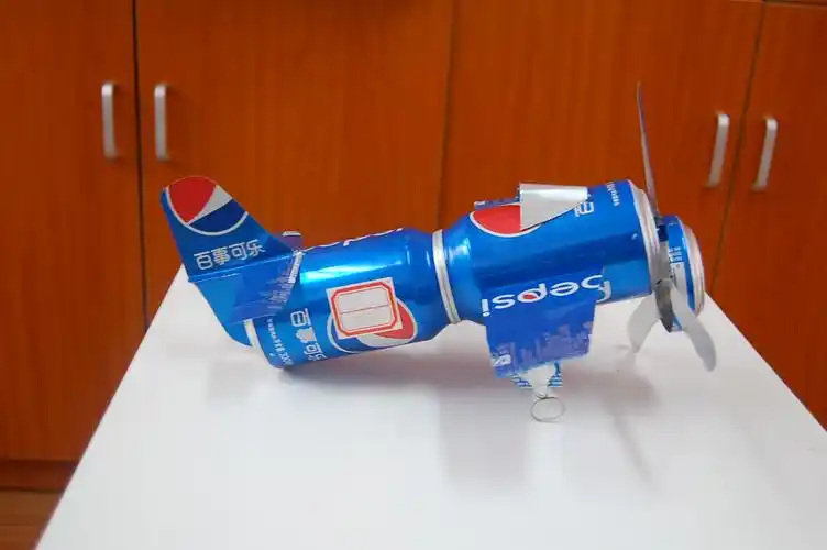 用废旧物品制作漂亮的手工艺品