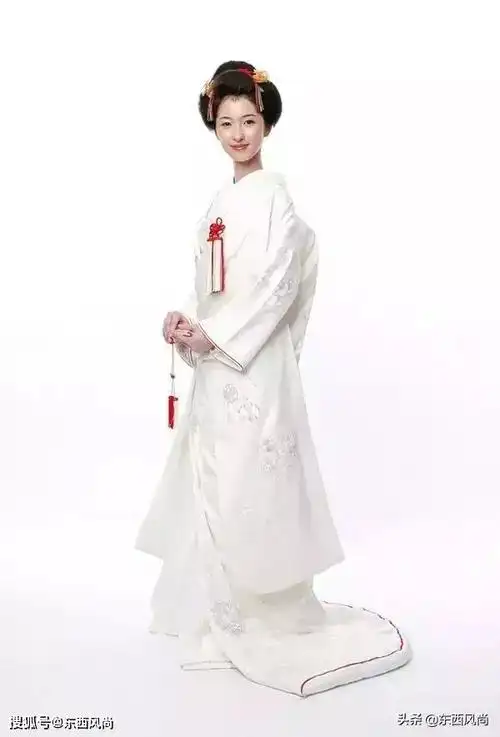 美极了的日本婚礼礼服像极了唐朝的服饰