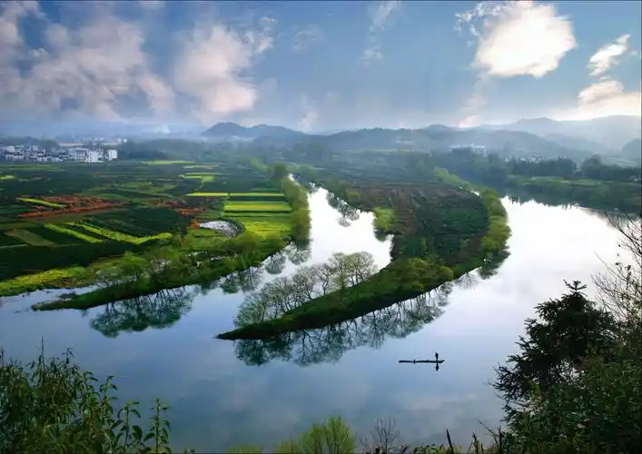 月亮湾游览 竹筏