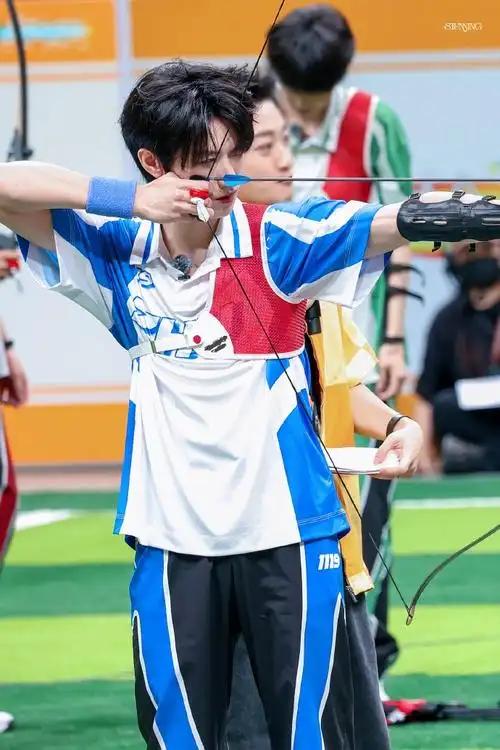 tf家族运动会##登陆日一公导师官宣##朱志鑫 宙草##朱志鑫[超话]