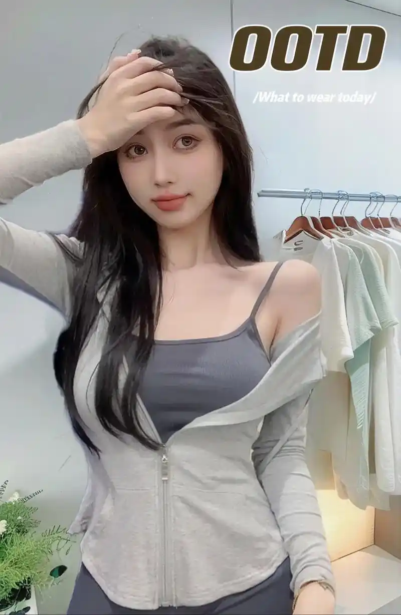 春夏的正确打开方式!小奶灰色连帽包殿吊带裙,性感显瘦,打造纯 - 抖音