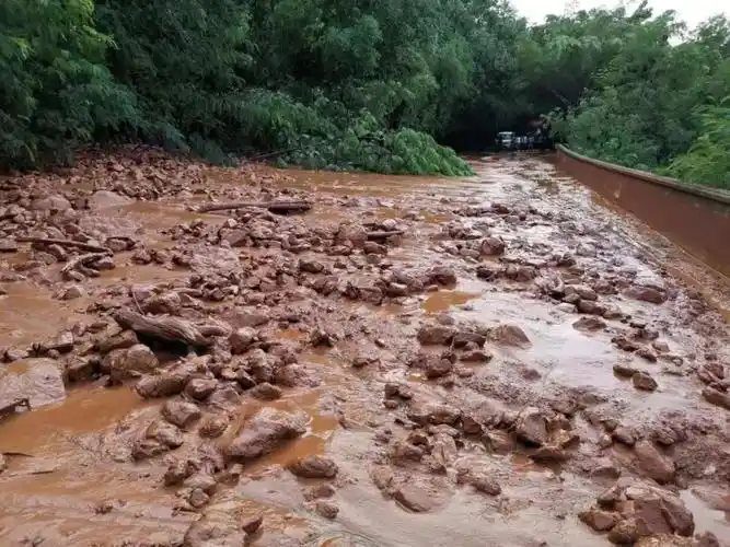 蒙自冷泉镇境内发生泥石流自然灾害