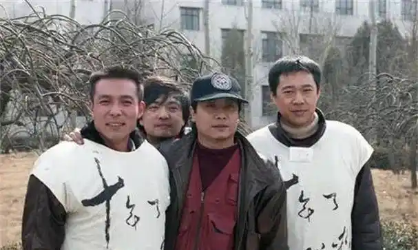 四料影帝谢园葬礼:享年61岁无子女送终,圈内众星纷纷悼念_葛优_梁天并