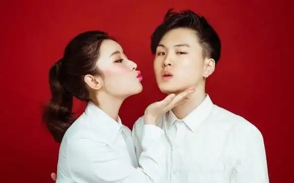 张玮杨烨个人资料