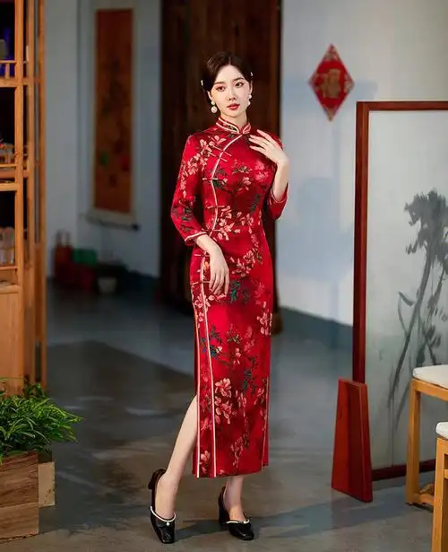 婚礼结婚妈妈装高端喜婆婆礼服婚宴装丈母娘大码旗袍加大款连衣裙