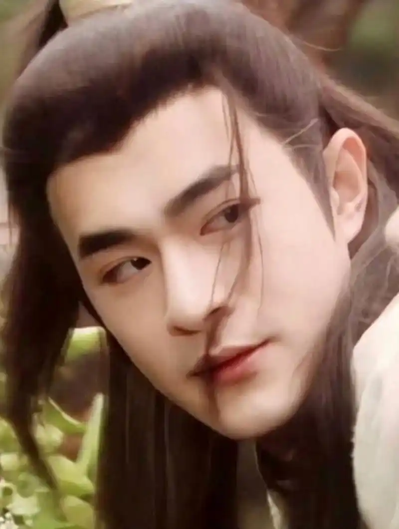 这么多年都没有人能超越古天乐的杨过在我心里的位置了吧,看过的古装