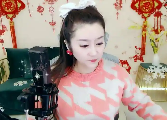 yy主播菲儿给武汉捐款10万被网友实锤诈捐原来是弄错账号