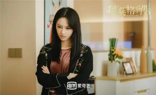 杨紫不光旺夫还旺闺蜜,情场渣女唐澄扮演者黄灿灿,真火了