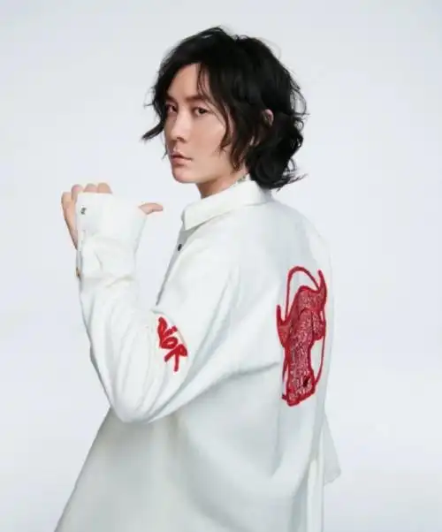 王者荣耀官方实锤第一人?张大仙直播体验专属拖尾