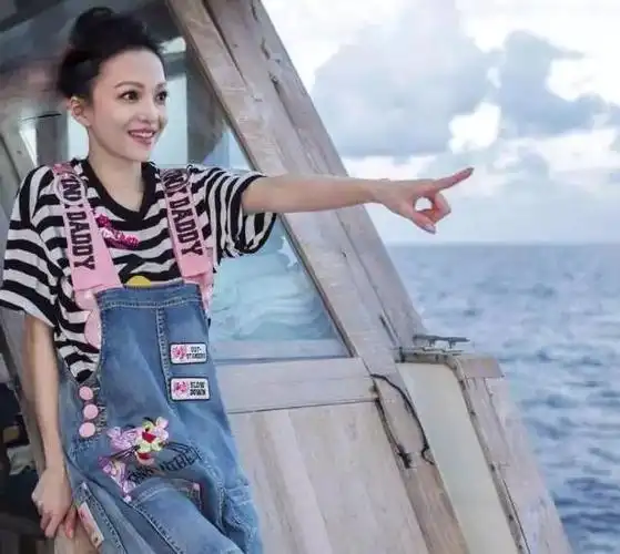 歌手张韶涵买一座小岛再见青春