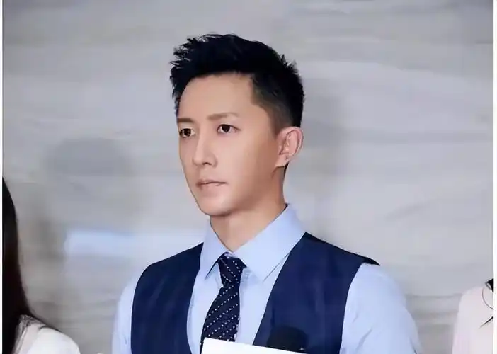 韩庚却演活了3个角色,每个都是登峰造极_腾讯新闻