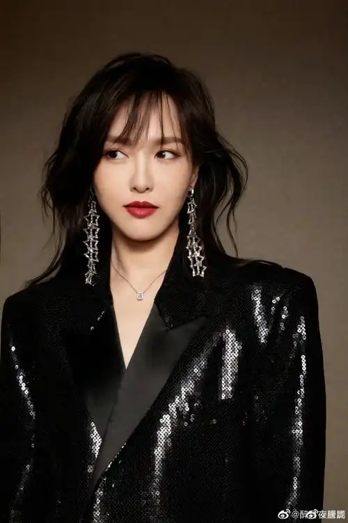 唐嫣最近的营业真的好好看_高清图集_新浪网