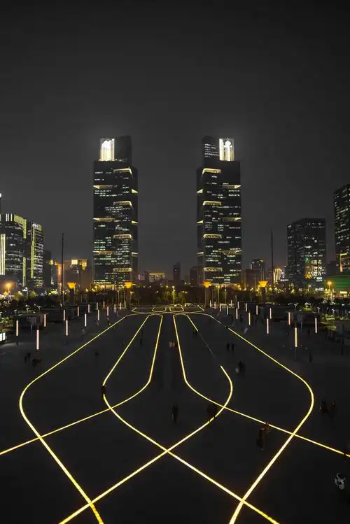 郑州双子塔黑金风格