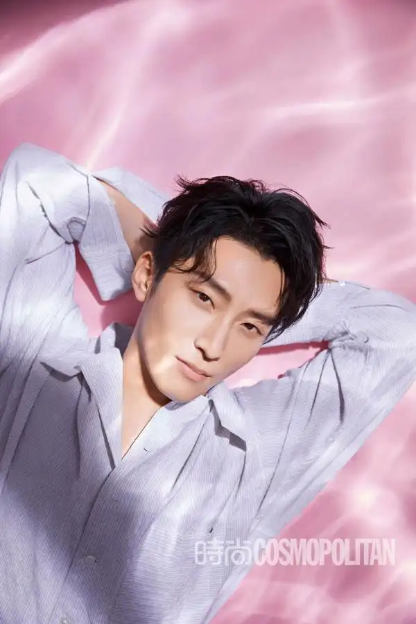 窦骁最新时尚大片曝.