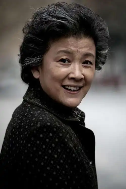 不愧是国家一级演员,两届金鸡奖最佳女主角的获得者