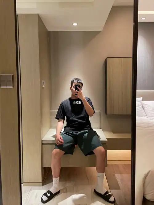170拍出180 | 男生酒店对镜自拍姿势