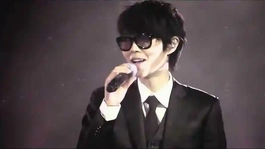 方大同演唱爱爱爱不愧是灵魂歌手清澈声线与轻快曲调简直绝配