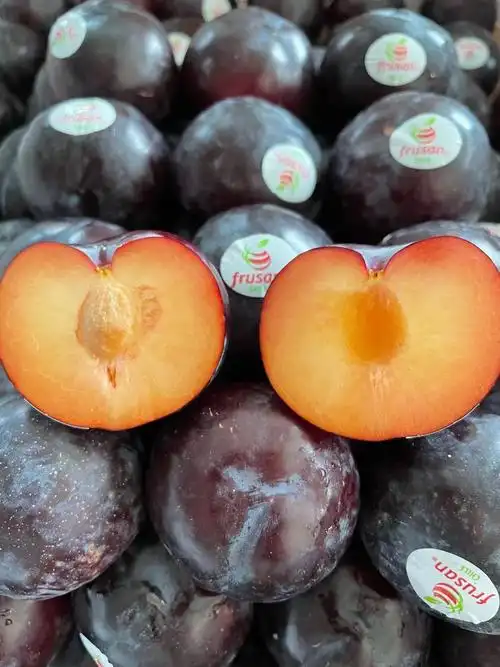 永伟粮油专营店商品编号:10045682116255商品名称:智利进口李子黑布林