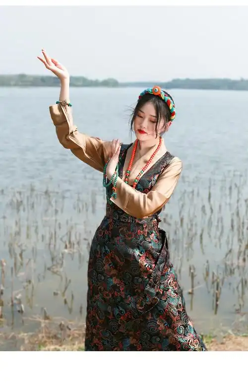 藏服女装2021新款西藏服装女新藏式春夏套装藏服藏装藏族博拉裙子 拍