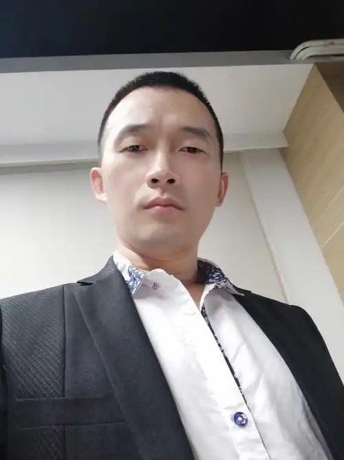 斩情大叔040岁男165cm大专最近一次登录:03-15 02:3980后现居:广东