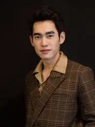 张书豪明星资料大全-张书豪动态_张书豪电视剧电影-爱奇艺泡泡