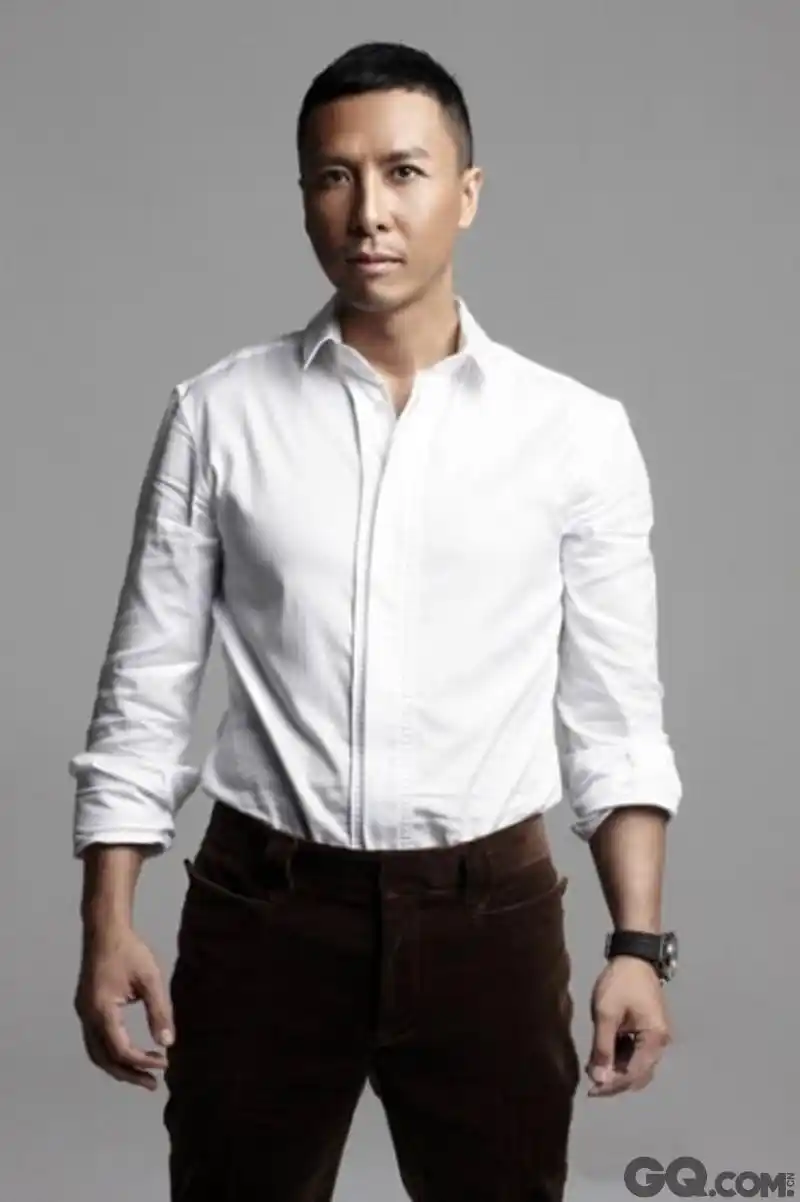 无论是戏里还是戏外,甄子丹都是一个充满了无限柔情的铁汉.