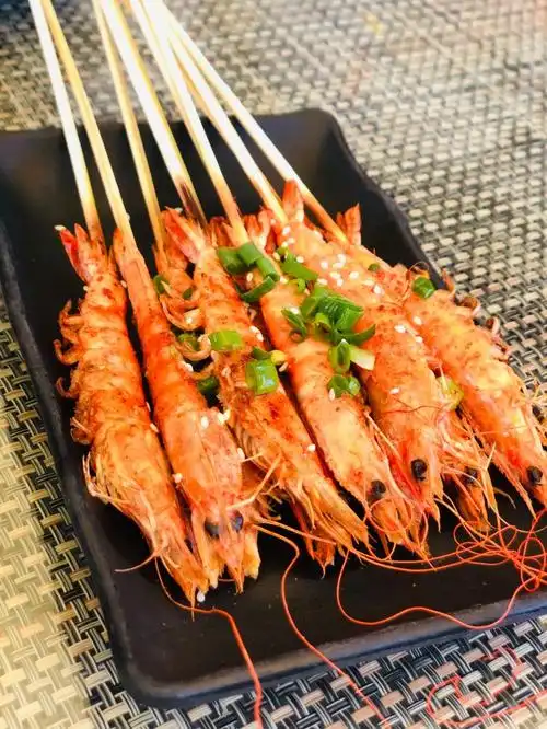 串烤海鲜虾肉新鲜,紧实.